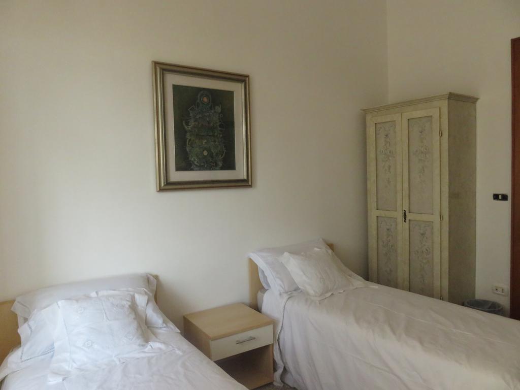 Rosy'S Hotel Napoli Ngoại thất bức ảnh