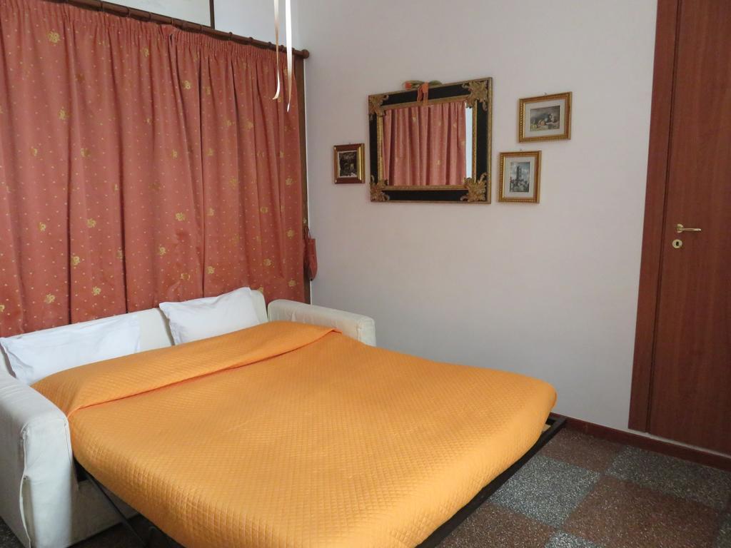 Rosy'S Hotel Napoli Ngoại thất bức ảnh