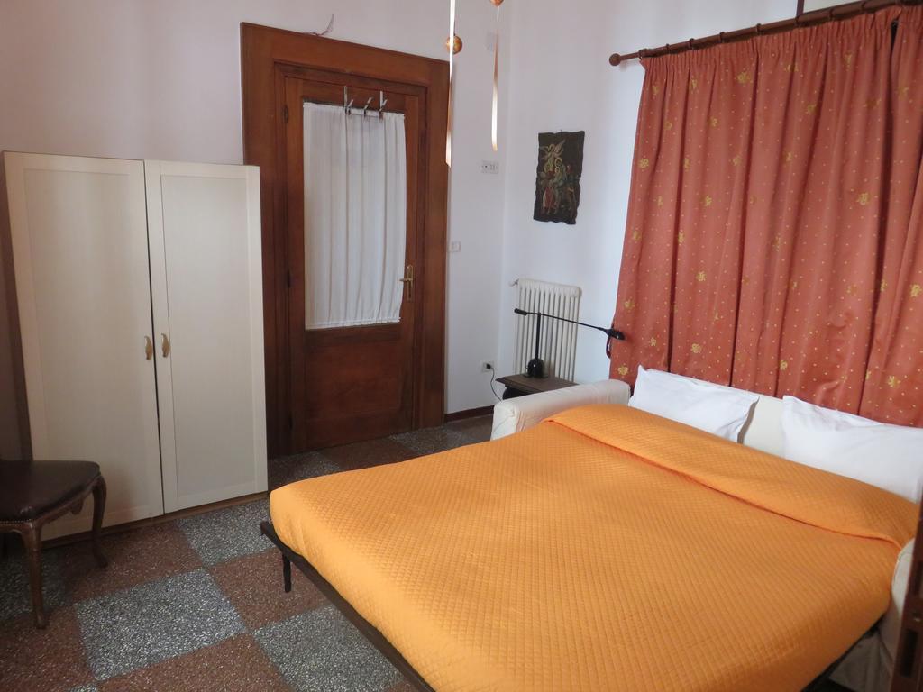 Rosy'S Hotel Napoli Ngoại thất bức ảnh